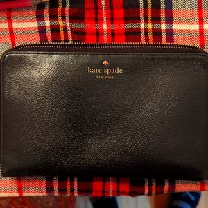 Kate Spade zipper travel wallet